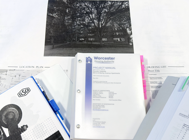 Image of an appartment and documents